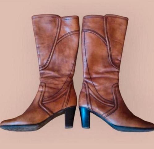 ✨️VINTAGE Laarzen Maat 37✨️, Kleding | Dames, Schoenen, Gedragen, Hoge laarzen, Bruin, Ophalen of Verzenden