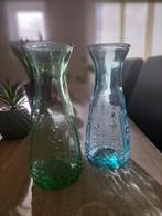 Twee stijlvolle vazen (blauw en groen), Ophalen of Verzenden, Zo goed als nieuw, Blauw