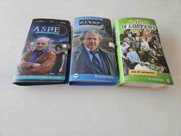 Verzamelmap TV series : FC Kampioenen, Witse of Aspe (DVD) beschikbaar voor biedingen