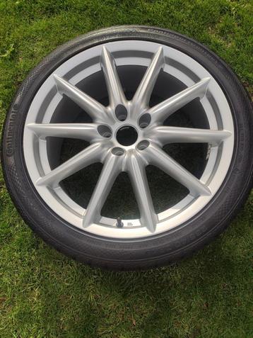 1x Alfa Romeo 19" TI velg + Continental band (NIEUW) beschikbaar voor biedingen