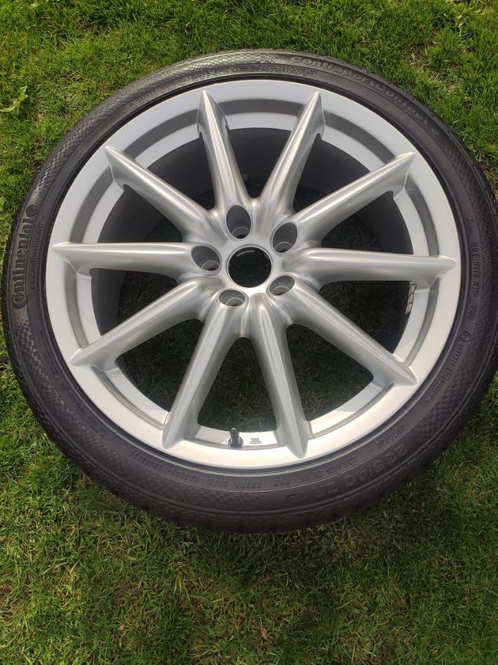 1x Alfa Romeo 19" TI velg + Continental band (NIEUW), Auto-onderdelen, Overige Auto-onderdelen, Alfa Romeo, Nieuw, Ophalen
