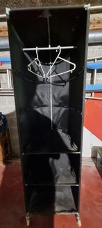Kleine kapstokkast van zwart canvas met wielen, Ophalen, Kunststof, 50 tot 100 cm, Zo goed als nieuw
