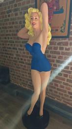 Pin-up beeld levensgroot, Ophalen