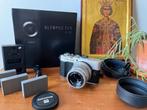 Olympus PEN E-P7 + Olympus 45mm f/1.8 + accessoires, Spiegelreflex, 22 Megapixel, Ophalen of Verzenden, Zo goed als nieuw