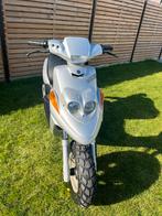 Yamaha booster  in perfecte staat klasse b !!!, Fietsen en Brommers, Ophalen, Tweetakt, Overige modellen, 49 cc