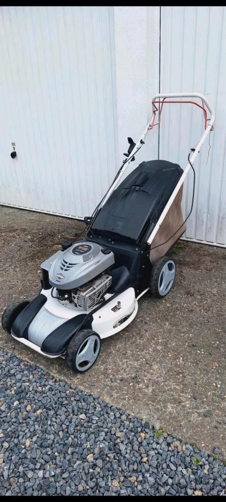 Briggs-Stratton grasmaaier, Tuin en Terras, Grasmaaiers, Zo goed als nieuw, Ophalen