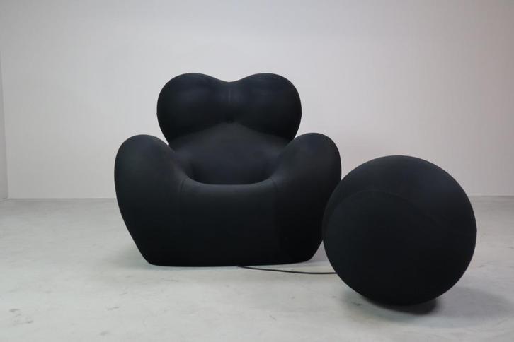 UP5_6 armchair, by Gaetano Pesce for B&B Italia, Antiek en Kunst, Antiek | Meubels | Stoelen en Sofa's, Ophalen