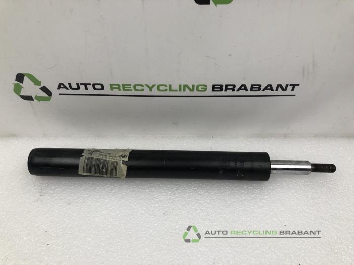 Joint caoutchouc amortisseur arrière droit d'un Audi 80, -, 3 mois de garantie, Utilisé, -