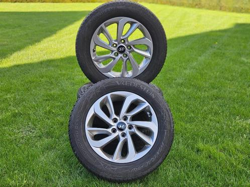 Originele Hyundai Tucson winterwielen 17 inch 225 / 60 R17, Auto-onderdelen, Banden en Velgen, Banden en Velgen, Winterbanden