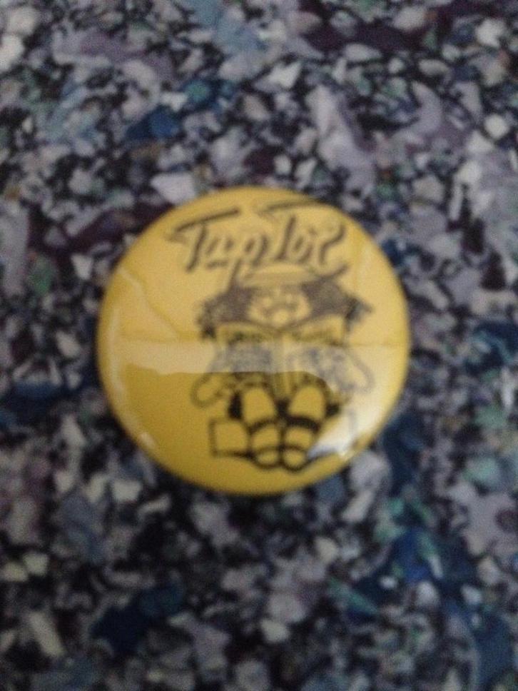 Button Eefje. Strip uit taptoe , doorsnee 2 cm, Verzamelen, Speldjes, Pins en Buttons, Nieuw, Button, Figuurtje, Ophalen of Verzenden