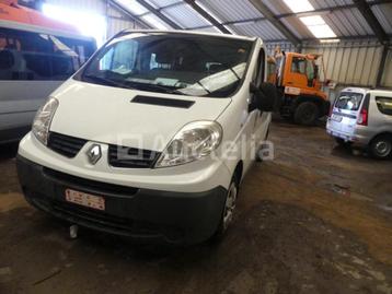 REF:VYR592 - Renault TRAFFIC minibus bestelwagen beschikbaar voor biedingen
