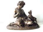 Statue en bronze/zamac d'une jeune femme avec une chèvre, Antiquités & Art, Bronze, Enlèvement ou Envoi