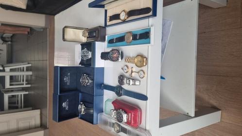 Set van 14 horloges, Handtassen en Accessoires, Horloges | Heren, Zo goed als nieuw, Swatch, Goud, Goud, Ophalen of Verzenden
