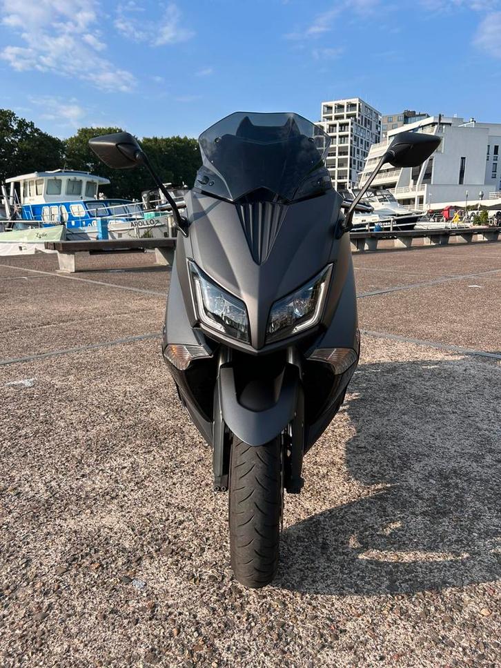 Yamaha Tmax 530 - 2016 - Akrapovic, Motoren, Motoren | Yamaha, Particulier, Scooter, 12 t/m 35 kW, 1 cilinder, Minimaal motorrijbewijs A2