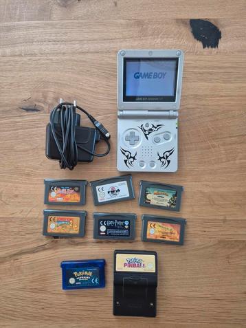 GameBoy Advance SP + games inclusief 2 Pokémon  beschikbaar voor biedingen