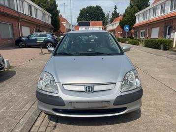Honda civic benzine airco carplay beschikbaar voor biedingen