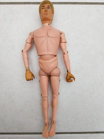 Vintage Action Man pop beschikbaar voor biedingen