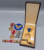 US WWII Army Airforce 380th Bomb Group Air Medal grouping, Luchtmacht, Ophalen of Verzenden, Lintje, Medaille of Wings