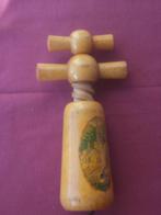 Tire-bouchon en bois de Lourdes, Antiquités & Art, Enlèvement ou Envoi