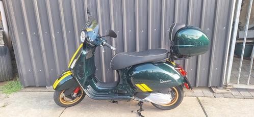 Vespa GTS 300 Racing Sixties, Motoren, Motoren | Piaggio, Particulier, Scooter, 12 t/m 35 kW, 1 cilinder, Minimaal motorrijbewijs A2