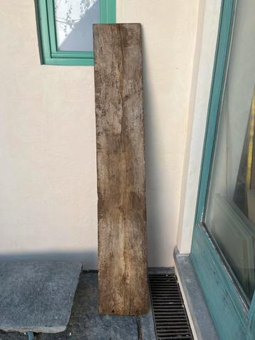 Oude eiken vloerplank. Wabi Sabi.  beschikbaar voor biedingen