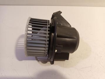 VENTILATEUR RADIATEUR MOTEUR Smart Fortwo Coupé (453.3) disponible aux enchères