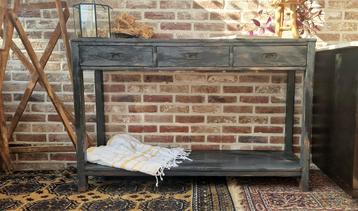 Stoere sidetable met 3 lades- brocant sober robuust beschikbaar voor biedingen