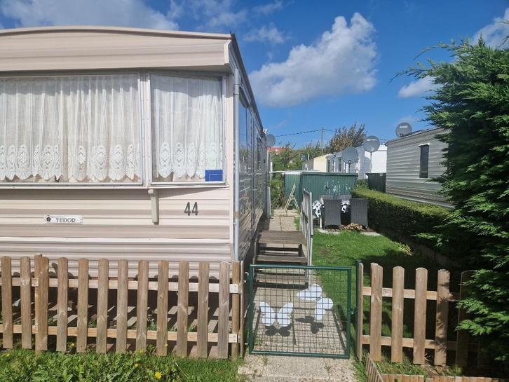 Sta caravan te koop aan zee!, Caravans en Kamperen, Stacaravans, tot en met 4, Ophalen