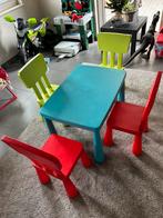 Table avec 4 chaises, Enfants & Bébés, Chambre d'enfant | Tables & Chaises, Enlèvement ou Envoi, Comme neuf, Chaise(s)