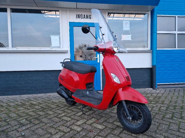 BTC SCOOTER model btc riva a klasse ( Nederland ) toscane, Fietsen en Brommers, Scooters | Peugeot, Gebruikt, Klasse A (25 km/u)