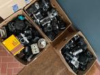 Lot 5 caisses appareils photo et objectifs argentiques, Ophalen, Niet werkend, Spiegelreflex, Canon