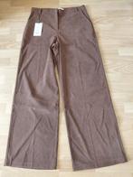 Nieuwe, zachte, bruine broek - maat 42, Ophalen of Verzenden, Nieuw, Maat 42/44 (L), Bruin