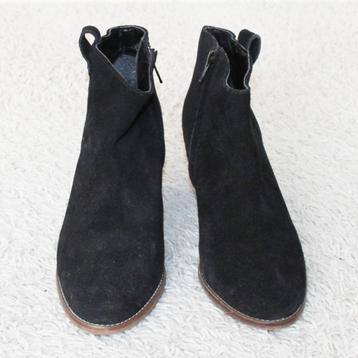 Belles bottes MNG en daim (taille 38) s16 €30, -, MNG, Comme neuf, Boots et Botinnes, Noir
