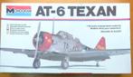 AT6 - TEXAN (Harvard) 1/48 Monogram, Plus grand que 1:72, Enlèvement, Avion, Neuf