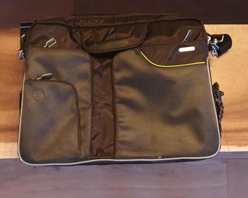 laptoptas, Enlèvement ou Envoi, 17 pouces ou plus, Comme neuf, Sac à bandoulière