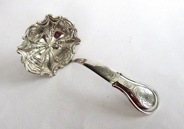 Cuillère à fruits ancienne en argent néerlandais, 1846, Antiquités & Art, Antiquités | Argent & Or, Argent, Enlèvement ou Envoi