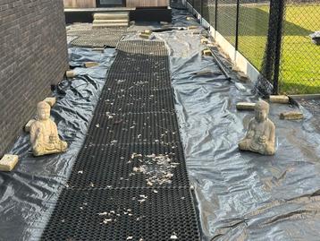 2 stenen buddha beeldjes beschikbaar voor biedingen