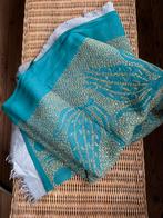 Sjaal dries van noten, Kleding | Dames, Ophalen of Verzenden, Zo goed als nieuw, Sjaal