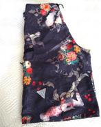 Short O'Neill size 31, UK 12 (maat 40/42). Wapen, dame, ..., Kleding | Heren, Badmode en Zwemkleding, Overige kleuren, O'Neill