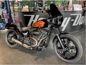 Harley-Davidson street bob clubstyle (bj 2021)