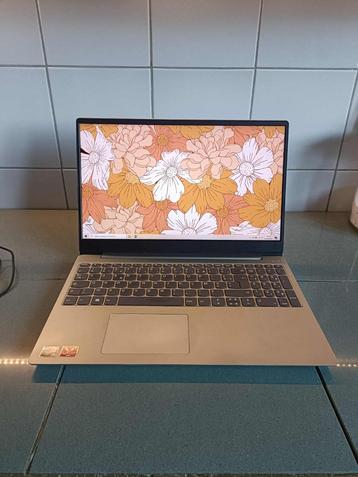Lenovo Ideapad-computer beschikbaar voor biedingen