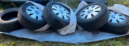 Winterwielen Ford Kuga, Auto-onderdelen, Banden en Velgen, Banden en Velgen, Winterbanden, 16 inch, 235 mm, Terreinwagen, Gebruikt