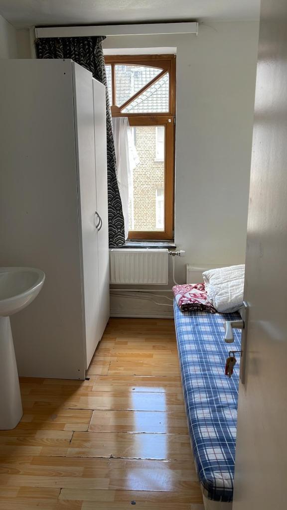 Très beau studio /Kot, Immo, Appartements & Studios à louer, Namur (ville), Moins de 20 m²