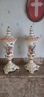 BASSANO Italie paire de vases année 50, Antiquités & Art, Antiquités | Vases, Enlèvement ou Envoi
