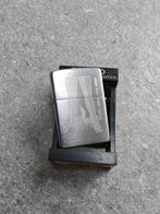 Zippo - Legs - Design N3, Ophalen of Verzenden, Zo goed als nieuw, Aansteker