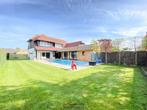 Huis te koop in Knokke-Heist, 6 slpks, 190 kWh/m²/jaar, Vrijstaande woning, 6 kamers, 350 m²