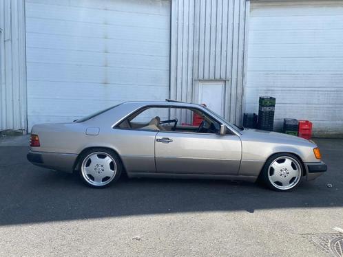 Mercedes ,w124 coupe in showroom staat, Auto's, Mercedes-Benz, Particulier, E-Klasse, ABS, Airbags, Alarm, Centrale vergrendeling