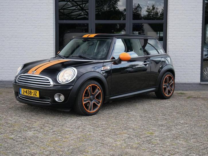 MINI ONE 1.6 Chili 131.000km !!! Clima Stoelverwarming Navi, Auto's, Mini, Bedrijf, One, ABS, Airbags, Boordcomputer, Centrale vergrendeling