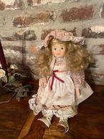 Antieke pop, Enlèvement, Comme neuf