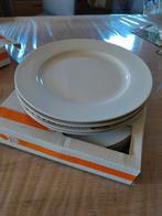 Nieuwe Witte borden, Huis en Inrichting, Keuken | Servies, Ophalen, Bord(en)